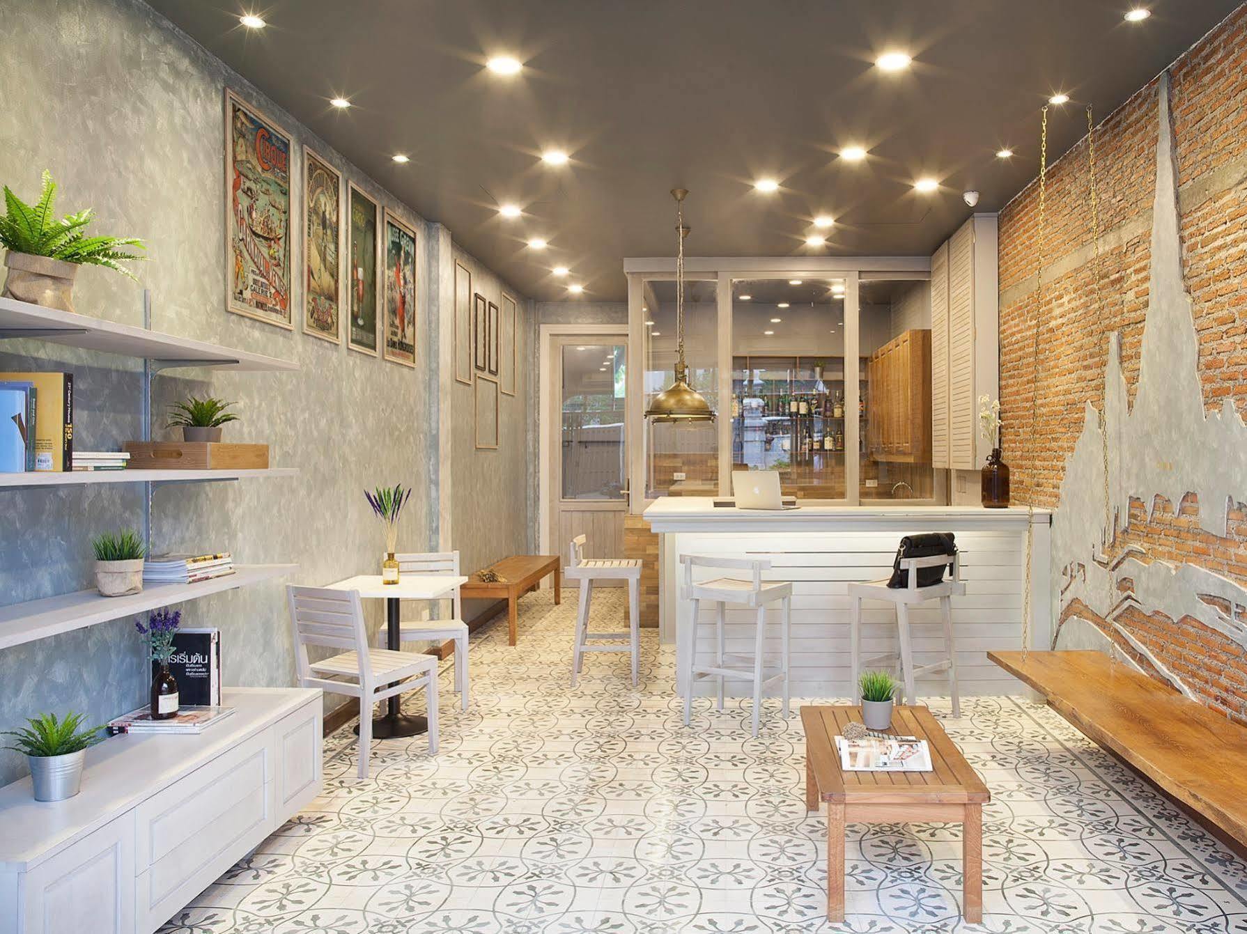 Golden Mountain Hostel Bangkok Bagian luar foto